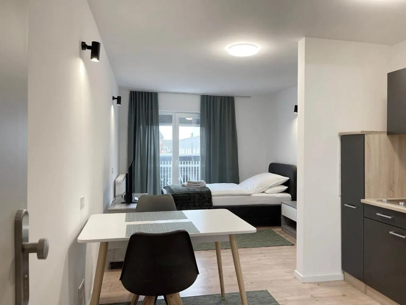Board Inn - Haus Regensburg 0*,  Germany