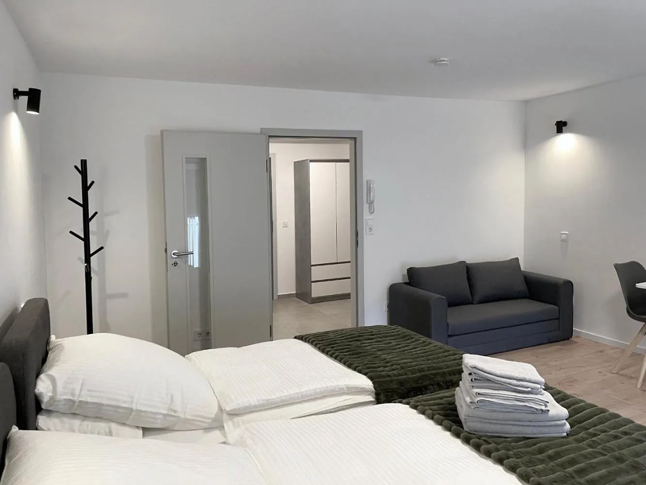 Aparthotel Board Inn - Haus Regensburg Germany